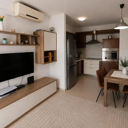 Maestral Apartman *